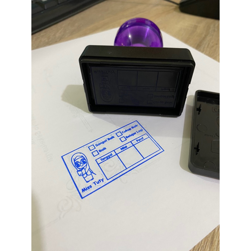 

STEMPEL FLASH STEMPEL GURU LANGSUNG JADI