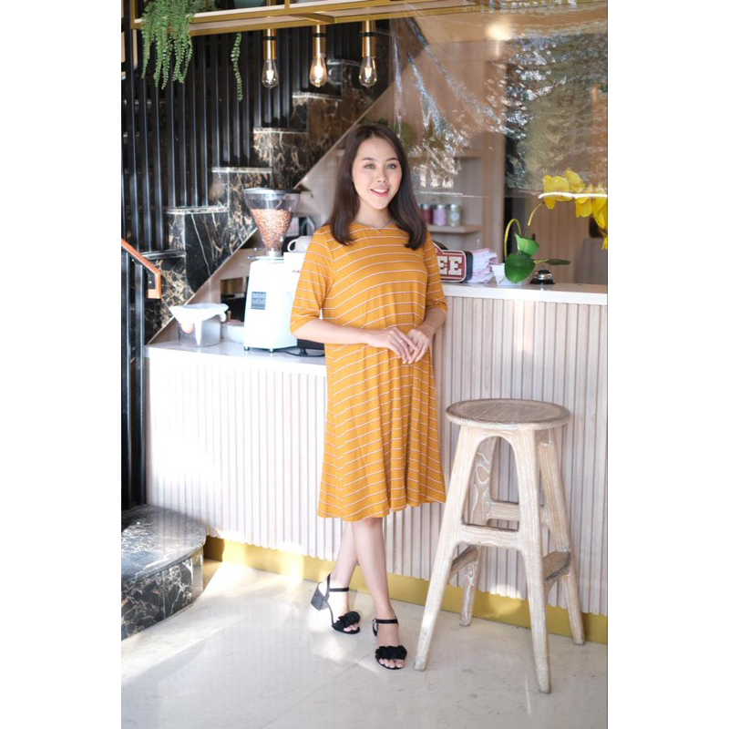 Old navy dress knit swing yellow stripe