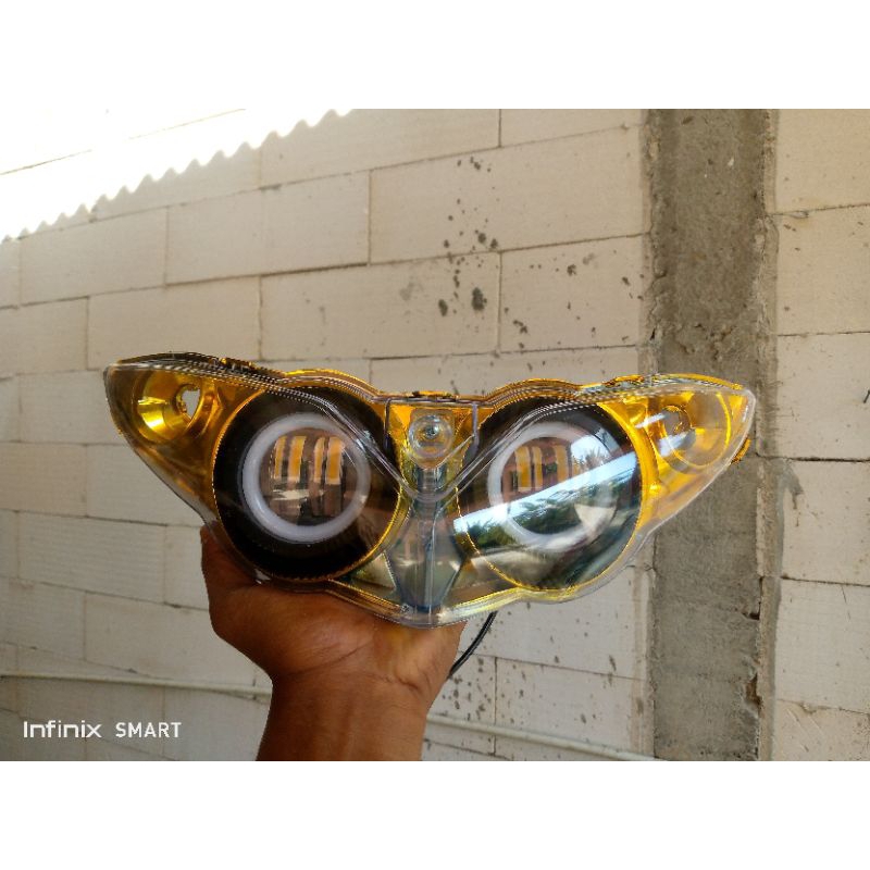lampu depan Jupiter z Burhan custom daymaker dan stop lamp belakang custom projie cat gold. bisa req