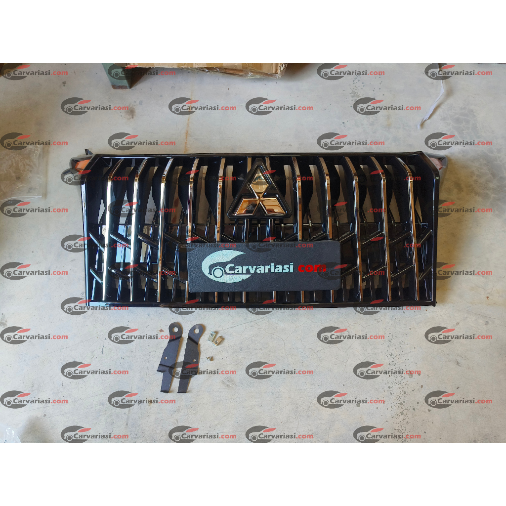 GRILL ROBOT XPANDER CROSS 2021 2023