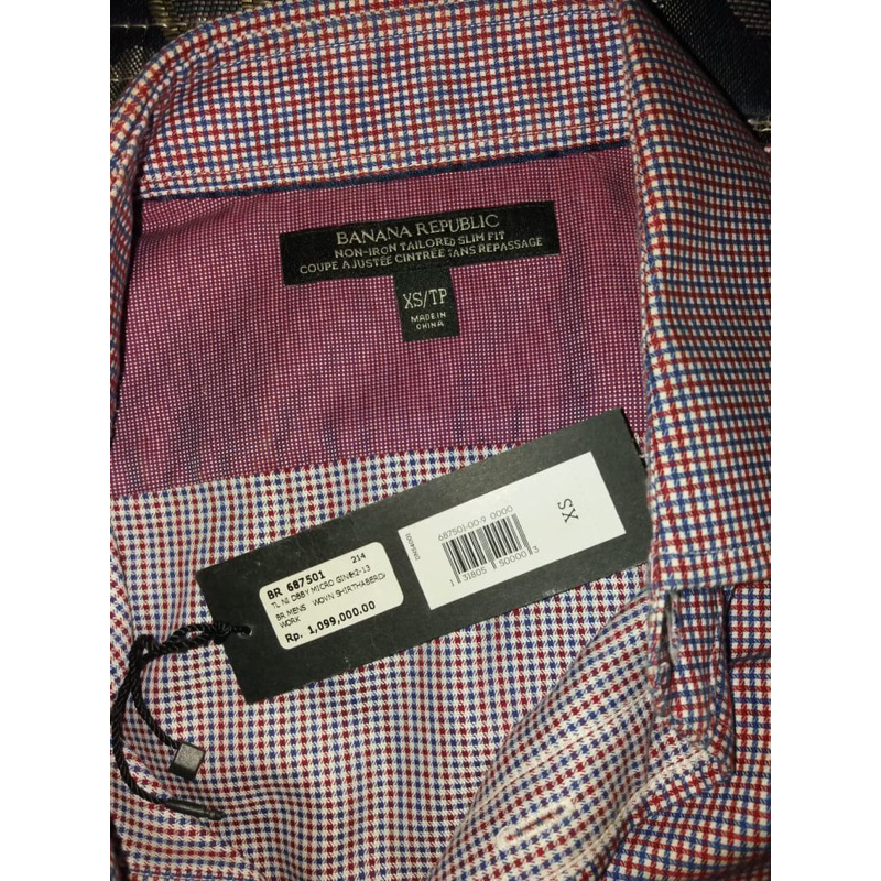 Kemeja Banana Republic