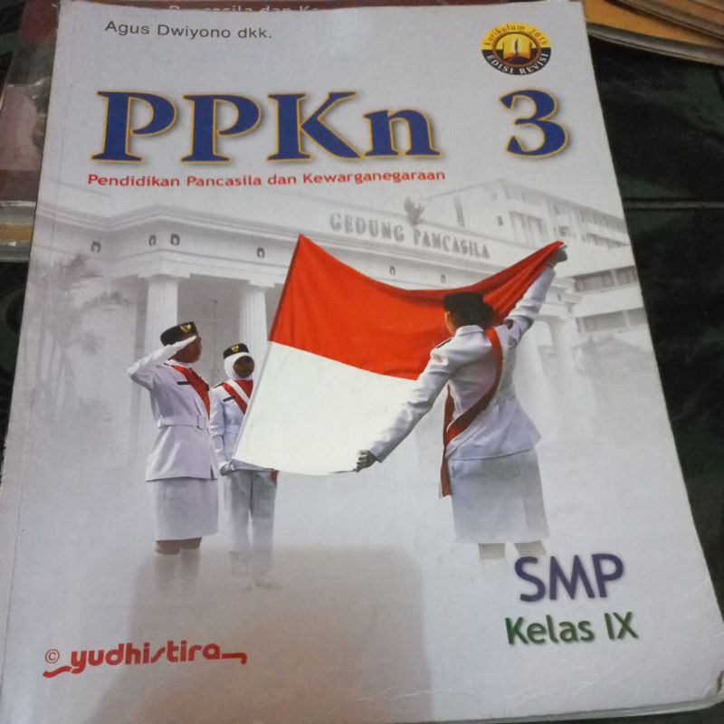 PPKn SMP kelas 9 Kurikulum 2013