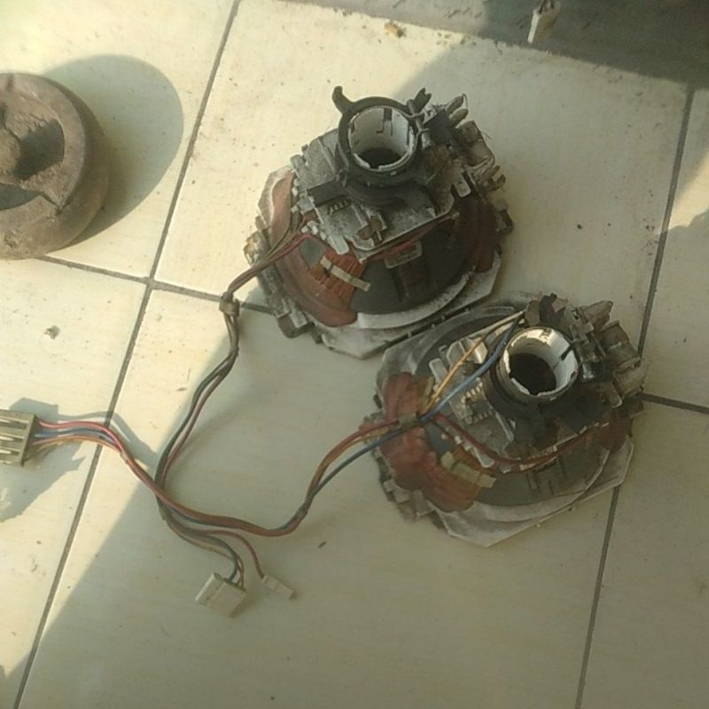 yoke tv polytron slim 21 inc ori