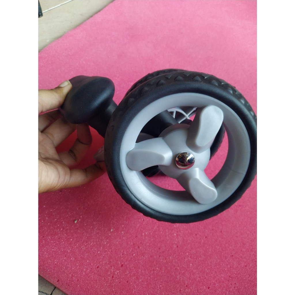 RODA DEPAN STROLLER COCOLATTE ISPORT ORI