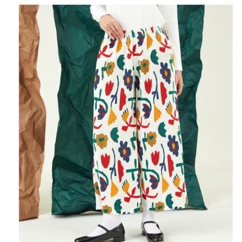 Preloved Nadjani - Kaori Pants White X Nindy