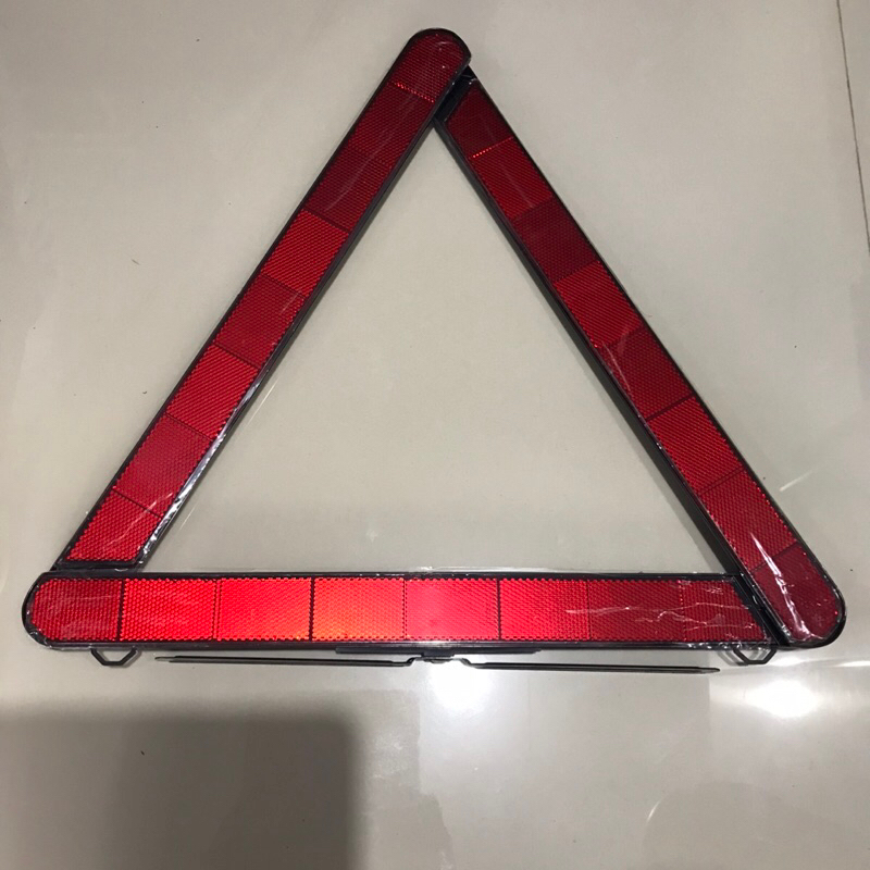 Sepasang Segitiga Pengaman / Triangle Reflecting / Reflektor Besar