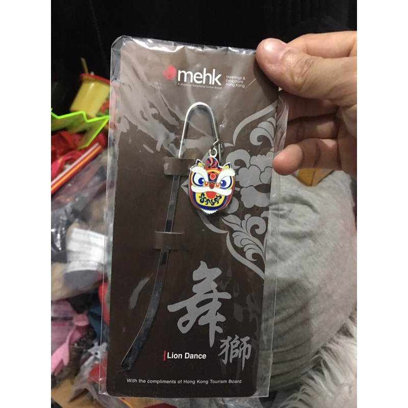 

Pembatas buku / tusuk konde Barongsai Hongkong