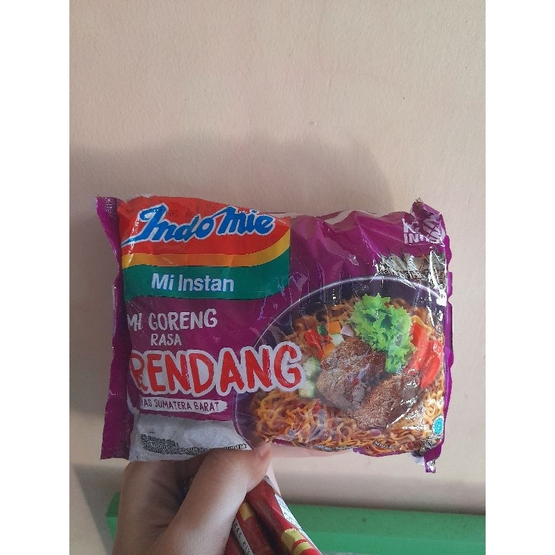 

Mie rendang