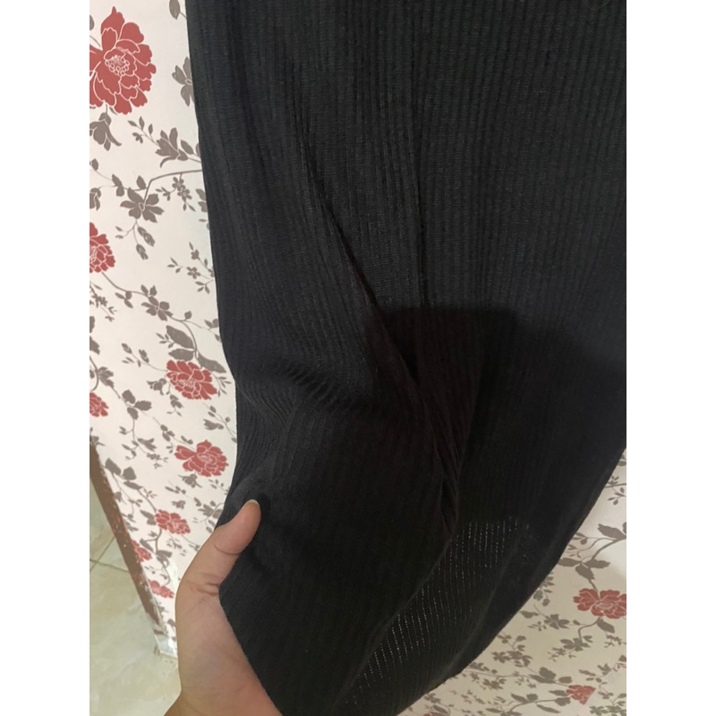 rok span rajut hitam