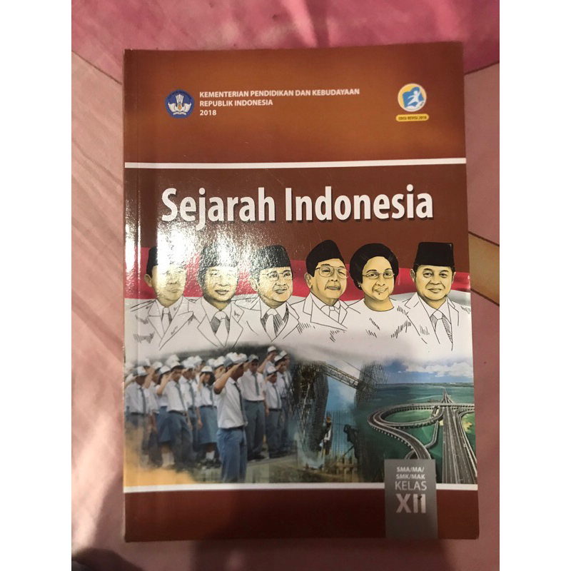 

Buku Sejarah Indonesia Kelas 12