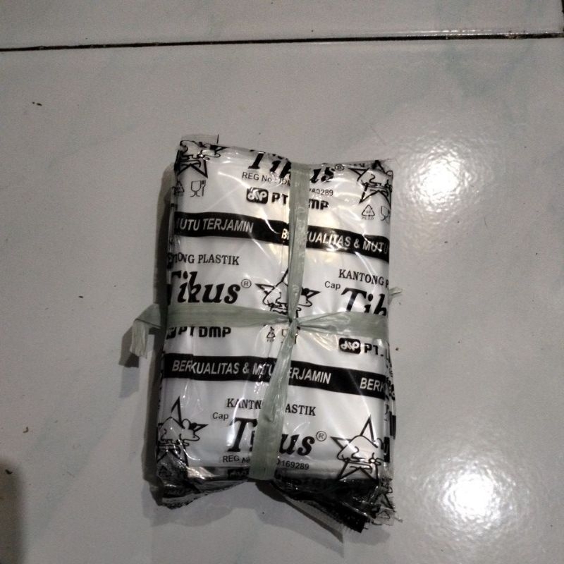 plastik pe 1/2 kg hitam