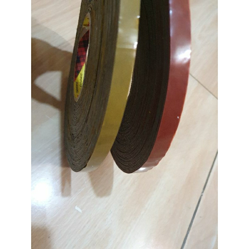 

DOUBLE TAPE LEM PEREKAT 3M