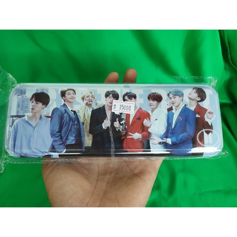 

Kotak pensil motif BTS