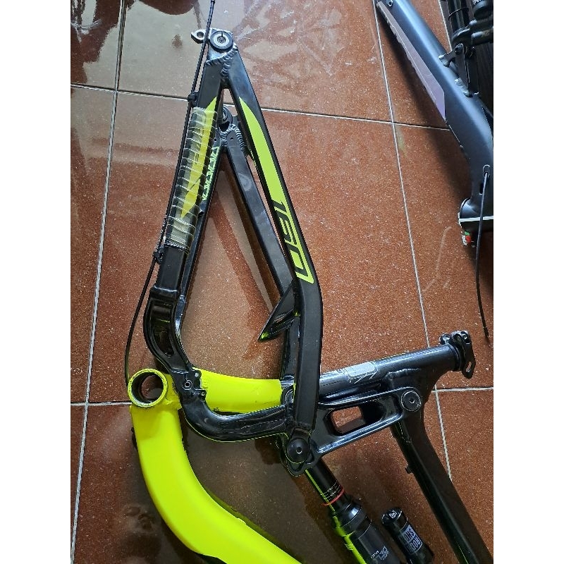 frame set frameset thrill ricochet richocet T160 upgrade Rearshox superdeluxe select plus