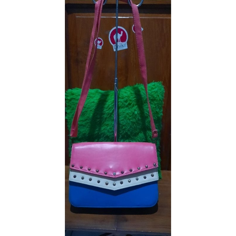sling bag wanita (tas monza)