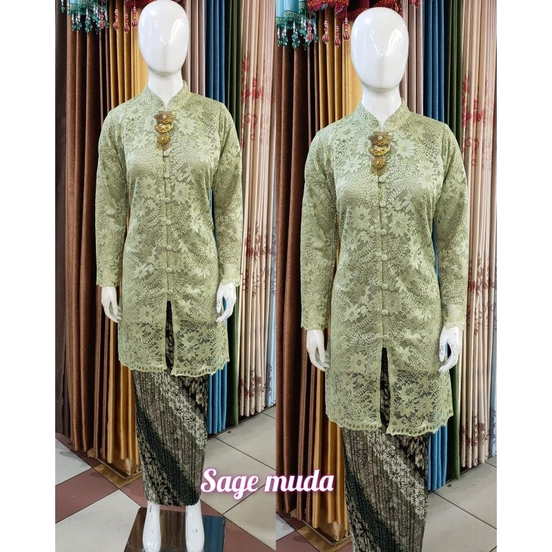 Stelan Kebaya Tunik Brokat Kancing