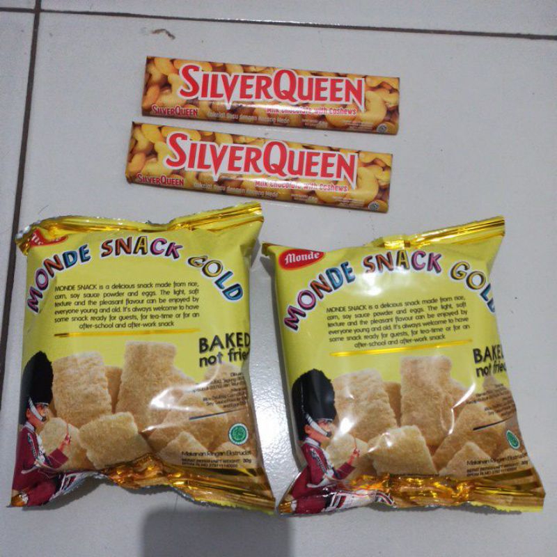 

[Paket Hemat Silverqueen] Paket 2 pcs Silverqueen 58 gram + 2 pcs snack monde