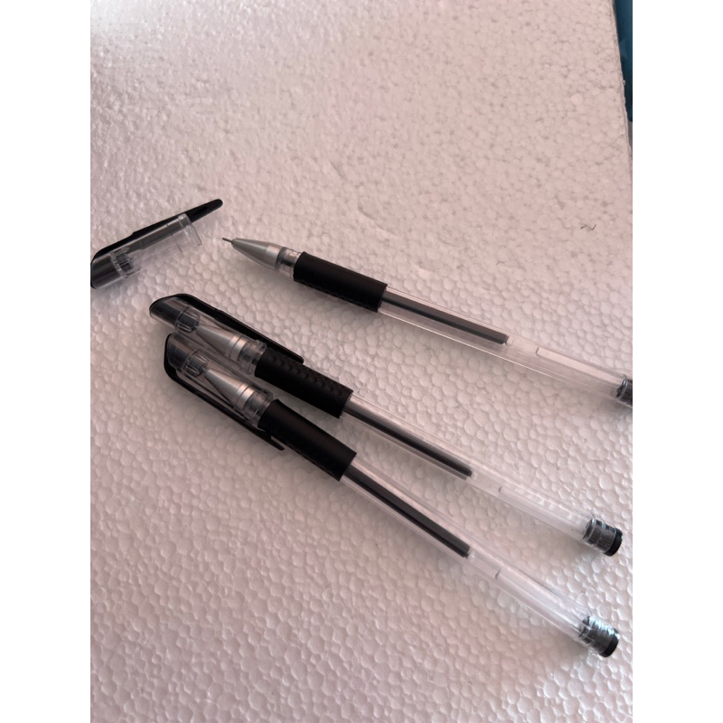 

[1 PCS] PULPEN GEL CAIR HITAM , PULPEN CAIR