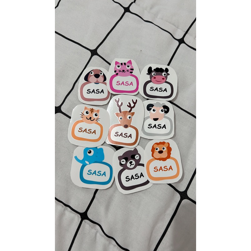 

STICKER KARAKTER NAMA