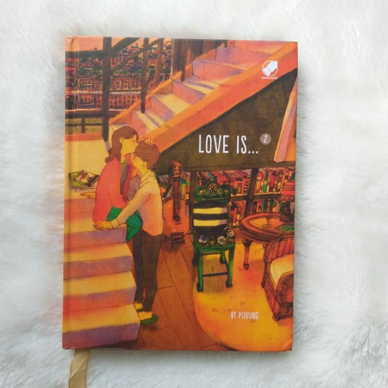 Buku Ilustrasi Love Is - Puuung