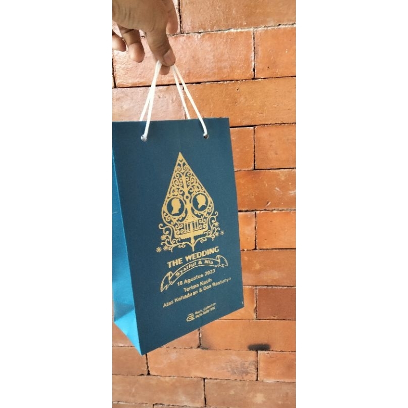 

Paper bag sablon pernikahan biru murah sablon 15x8x25