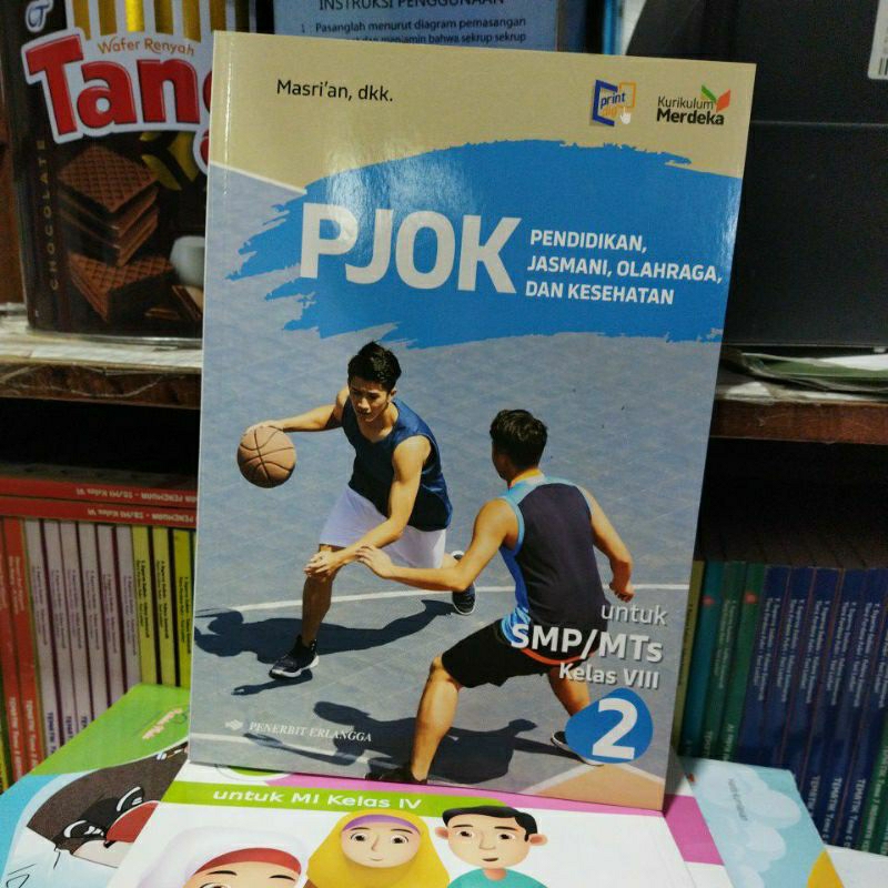 Buku PJOK kelas 2 SMP kurikulum Merdeka Penerbit Erlangga