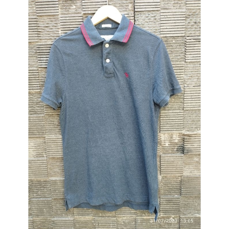 Kaos kerah Abercrombie and Fitch Dark Grey