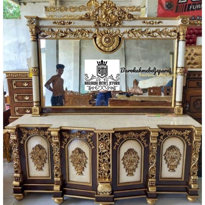 bufet Konsul jati 2meter plus figura kaca