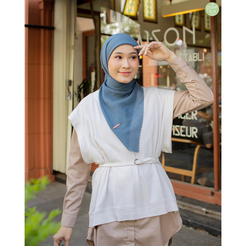 Naeka Voal Basic Ultrafine Plain Premium / Segi Empat / Hijab / Kerudung