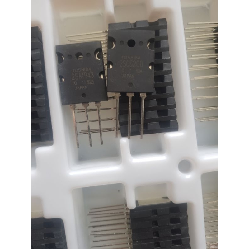 transistor toshiba original lot 524