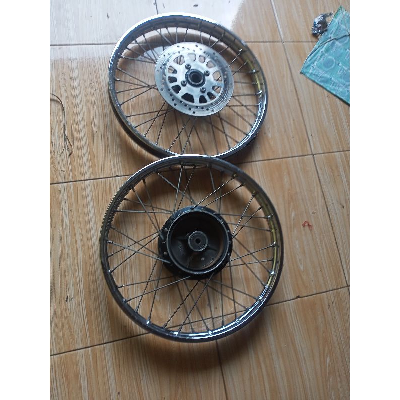 pelek jari jari Yamaha Vega ZR seken orsinil