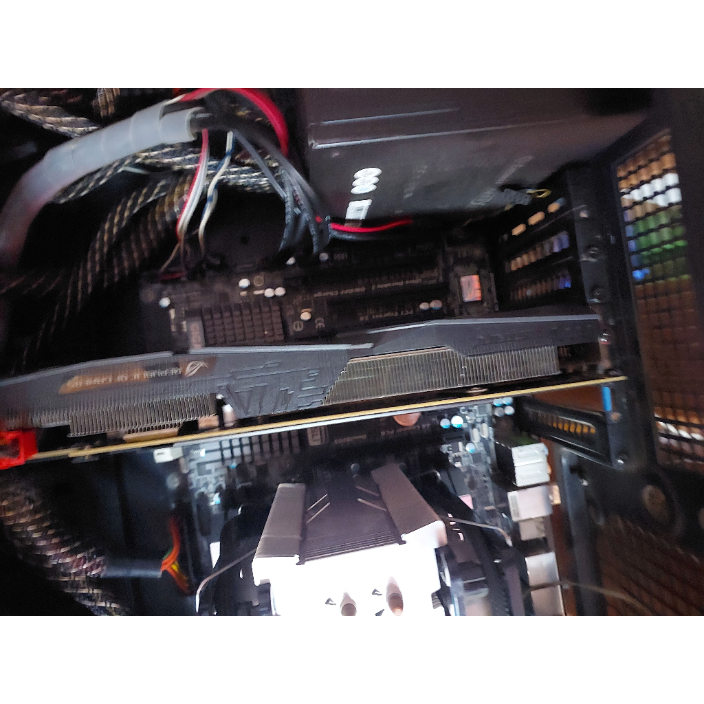 Gigabyte X79 - I7 3820 - 16GB DDR3 1600