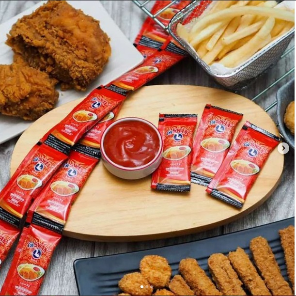 

LAKU PAKET HEMAT ( 5 Pak ) Saus Swan Sachet/ Saus Stik/Saus Fried cicken ( 1 Pak isi 24 pcs 8g )