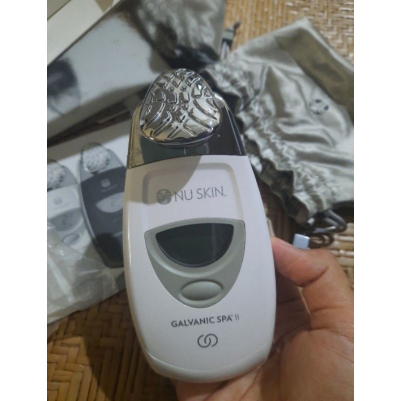 Galvanic spa face preloved