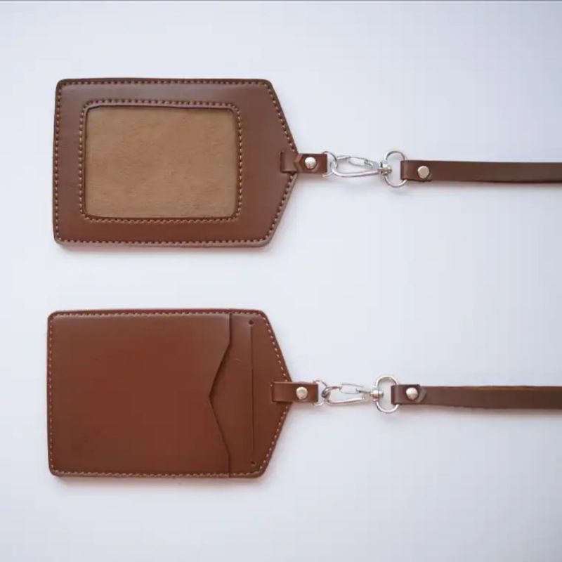 

ID CARD PRIA DAN WANITA KULIT CARD HOLDER PATUK LANYARD MURAH BERKWALITAS