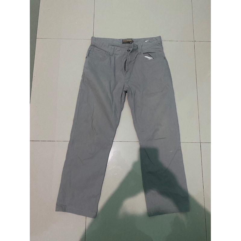celana chino preloved