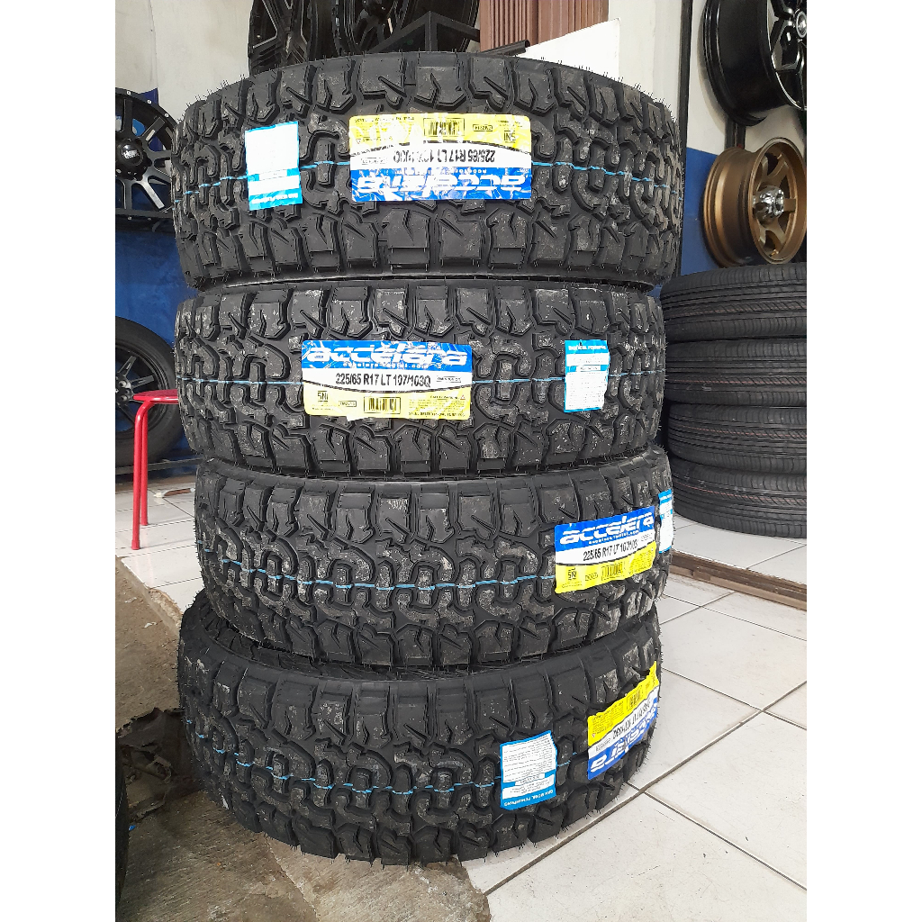 BAN MOBIL TUBLES BAN MOBIL OFFROAD MERK ACCELERA OMIKRON C/T UKURAN 225 65 RING 17-GRATIS PASANG DAN