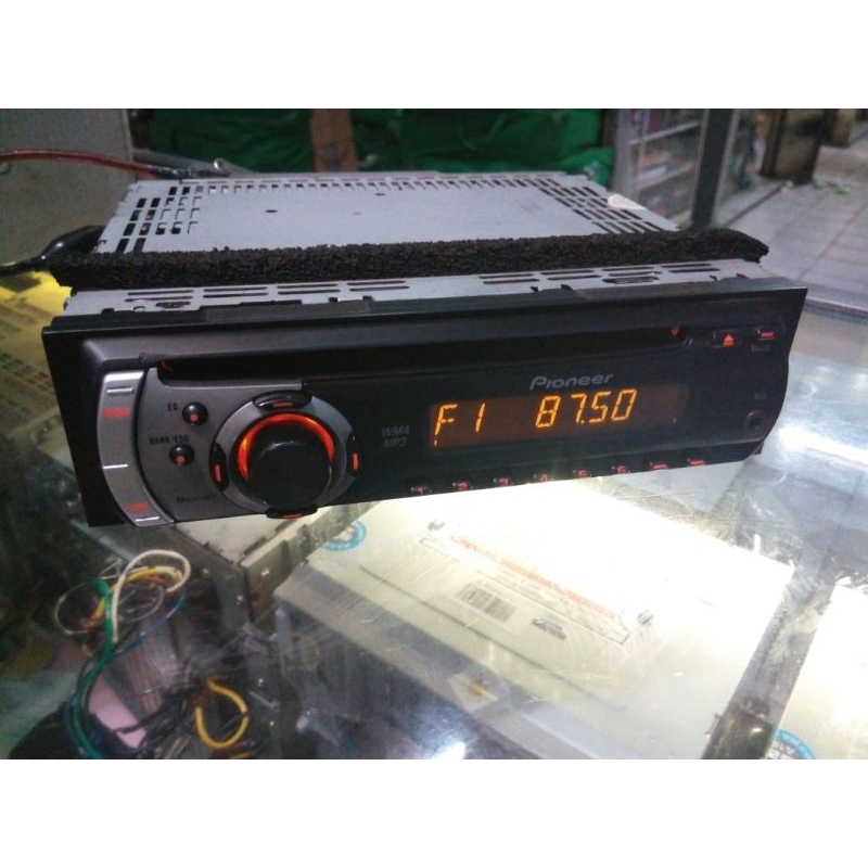 Singledin Pioneer CD MP3 Aux radio am FM headunit audio mobil