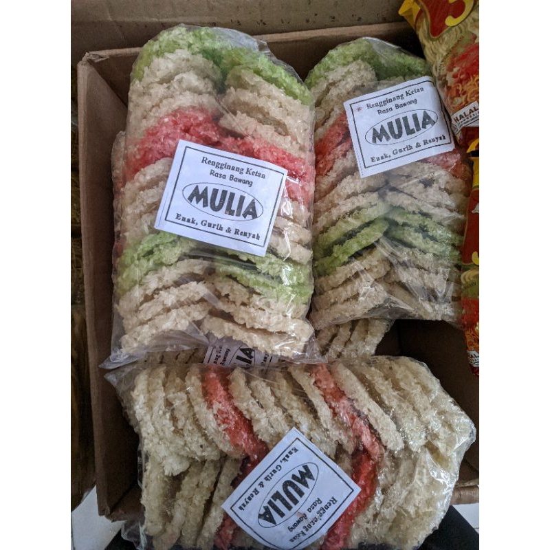 

RENGGINANG KETAN RASA BAWANG(MENTAH)