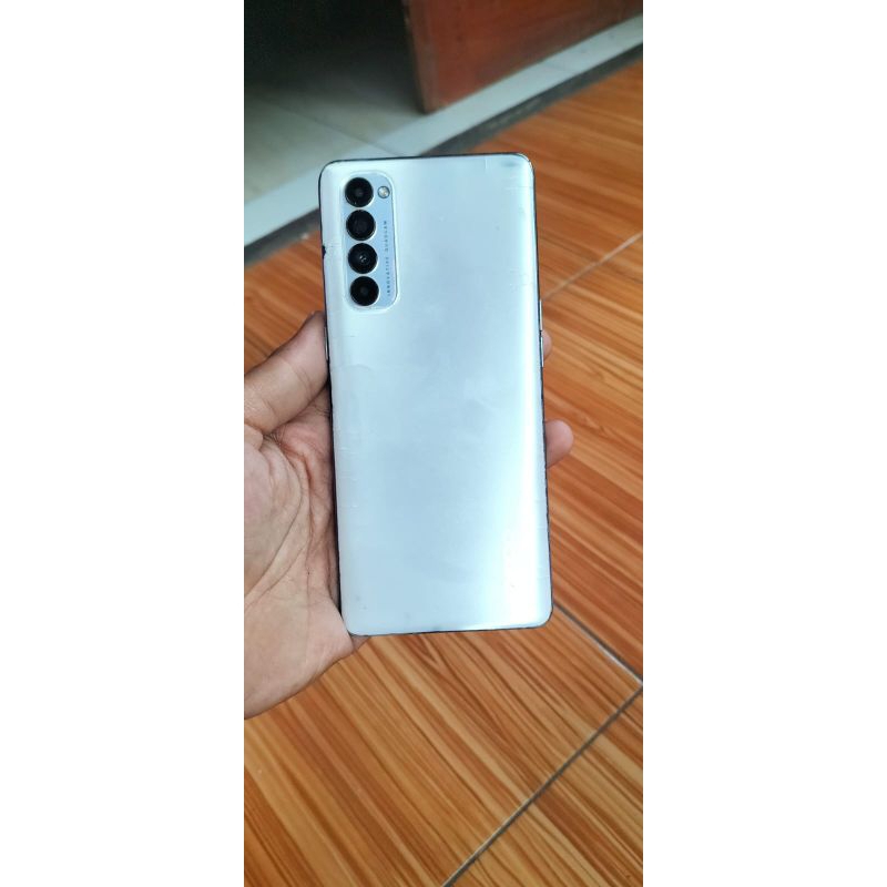 hp Oppo Reno 4pro mati total