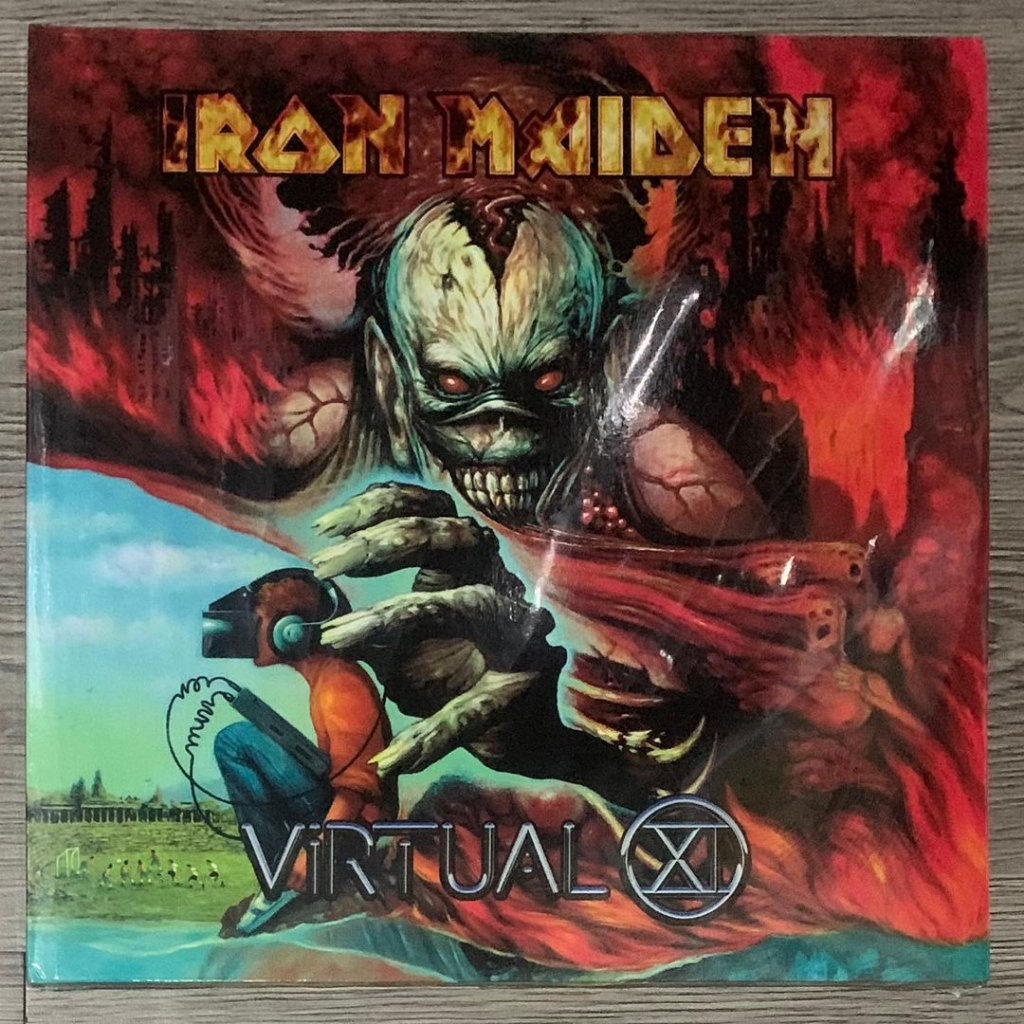 Piringan hitam IRON MAIDEN - Virtual XI