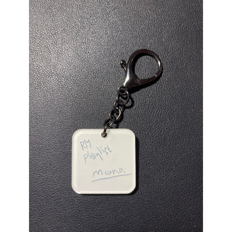 Preloved Keychain Mono RM BTS