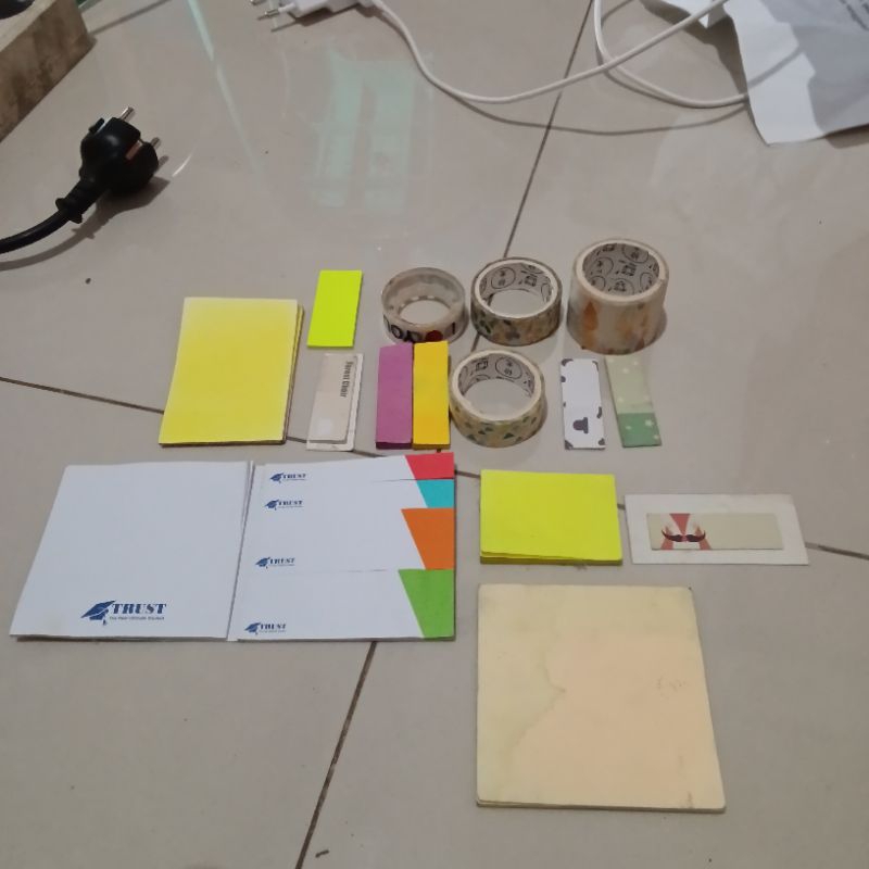 

sticky notes + washi tape