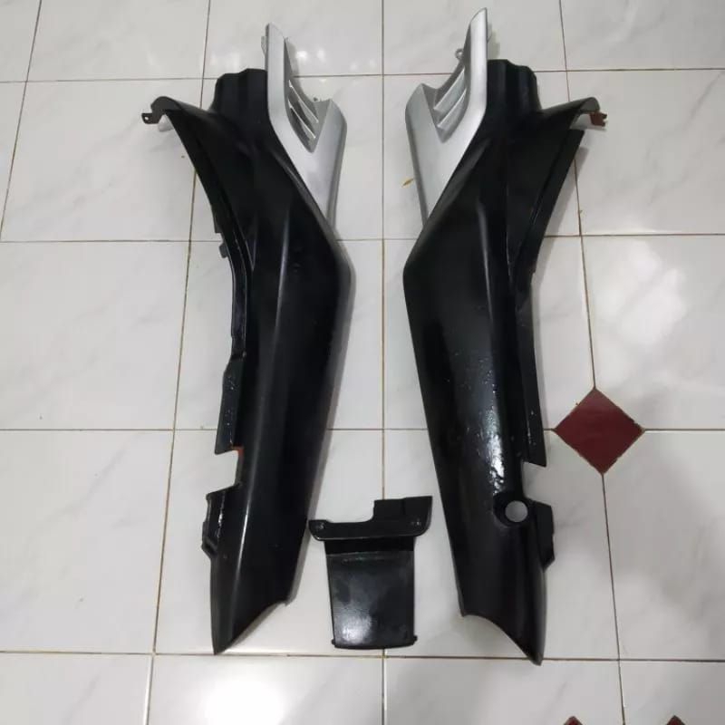 body belakang Suzuki satria lumba atau body belakang satria lumba atau cover body Suzuki satria lumb