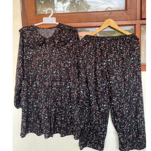 SET LONG TUNIK RAYON BUNGA HITAM