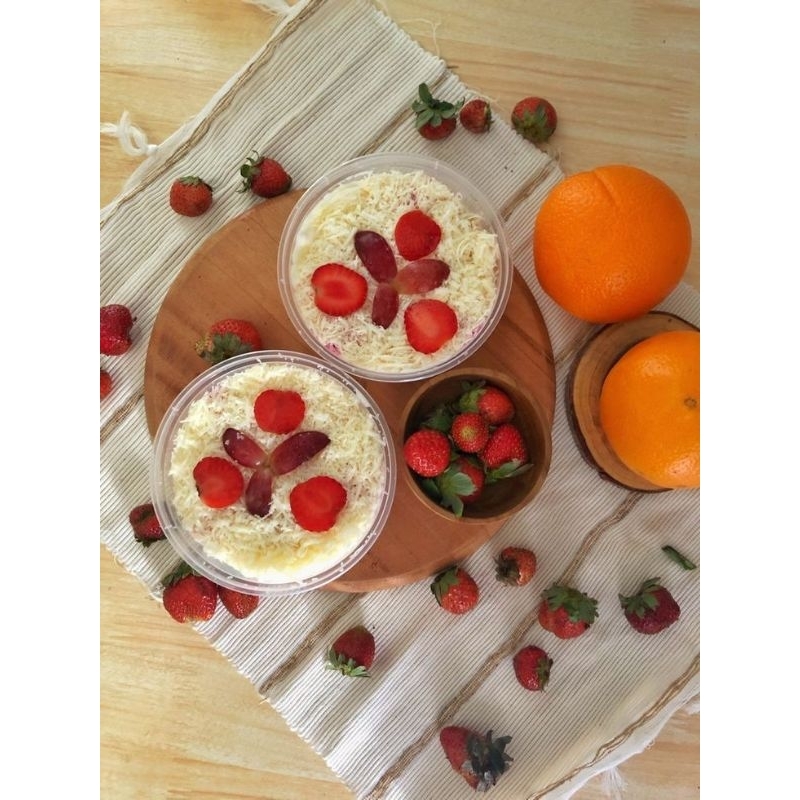 

SALAD BUAH FRESH DIBUAT LANGSUNG DADAKAN KHUSUS INSTANT