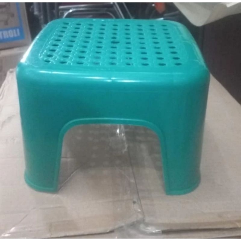 Kursi Anak/Kursi Plastik/Kursi Pendek