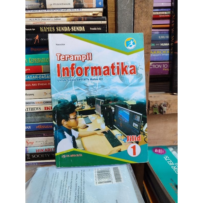 terampil informatika. kelas 1 smp. CV Arya duta