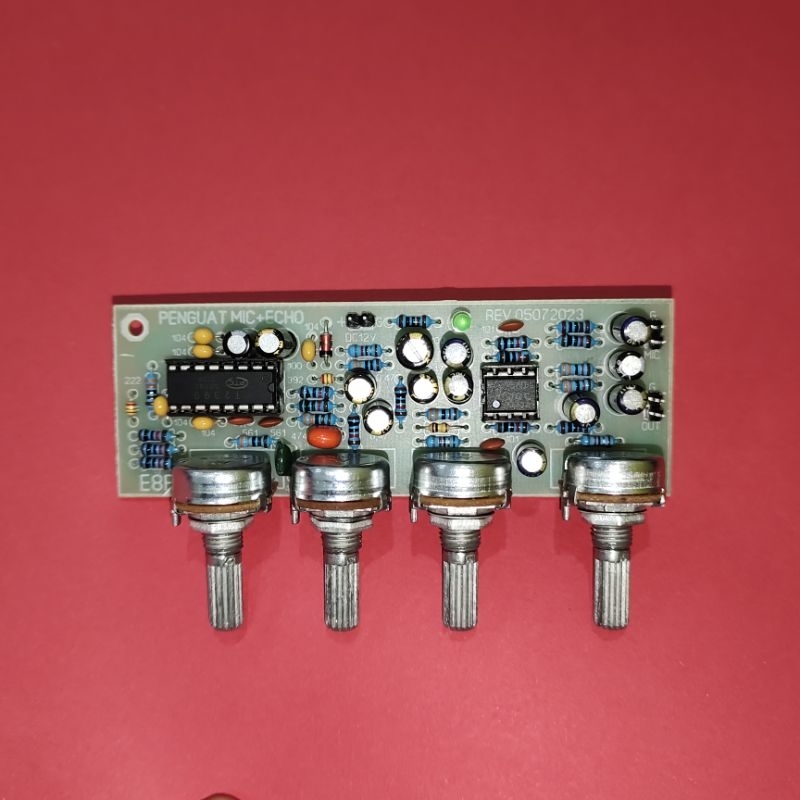 Penguat mic IC plus echo 4 potensio singgel suply