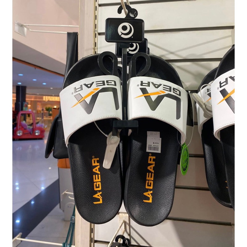 Sandal LA GEAR Mens Crest Slide harga normal 359.000